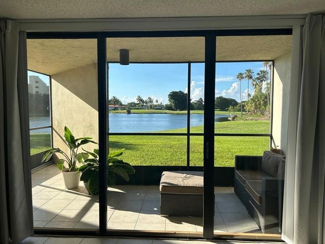 2 of 20 - 16325 Golf Club Rd 109, Weston, FL