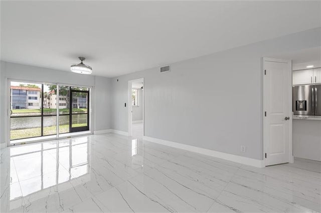 2 of 28 - 361 S Hollybrook Dr 105, Pembroke Pines, FL