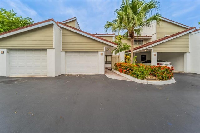 1 of 41 - 2700 N 34th Ave 1, Hollywood, FL
