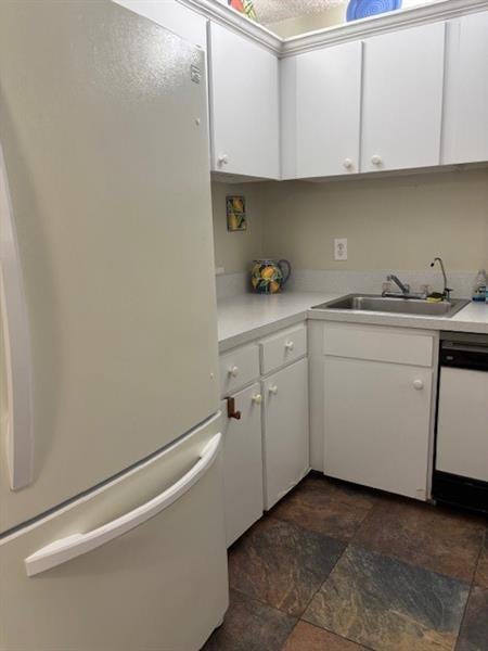 4 of 11 - 5321 Ne 24th Ter 203a, Fort Lauderdale, FL