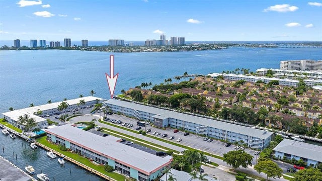 3 of 18 - 120 Lehane Ter 301, North Palm Beach, FL
