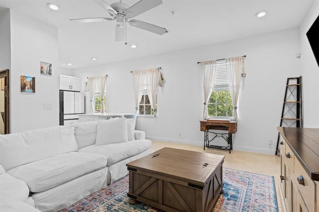 5 of 18 - 6951 Lakeside Circle N 216-2, Davie, FL