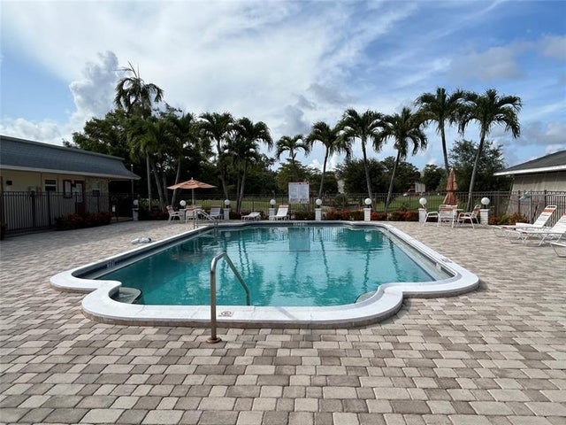 5 of 23 - 4311 Nw 16th St B311, Fort Lauderdale, FL