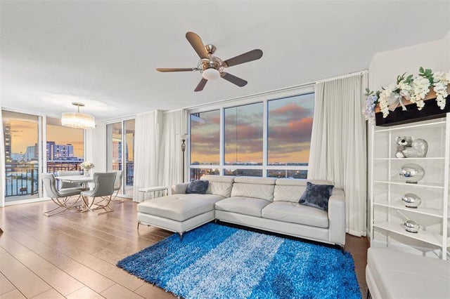 4 of 29 - 600 W Las Olas Blvd 908s, Fort Lauderdale, FL