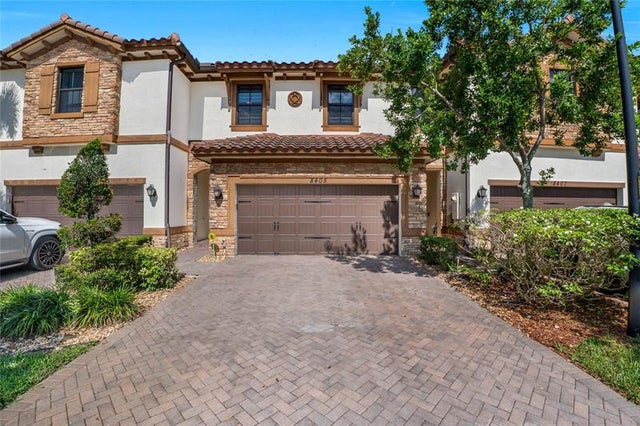 3 of 70 - 8405 Lakeview Trl, Parkland, FL