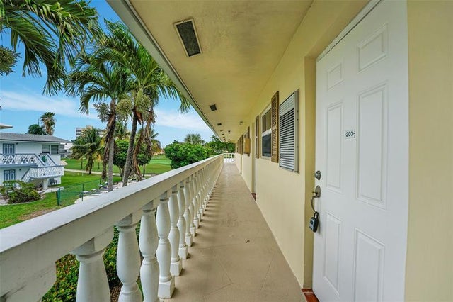 3 of 24 - 4820 Ne 23rd Ave 203, Fort Lauderdale, FL