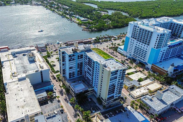 2 of 36 - 322 Buchanan St 506, Hollywood, FL