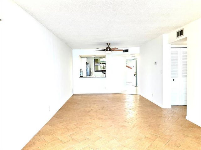 5 of 42 - 117 Lake Emerald Dr 205, Oakland Park, FL