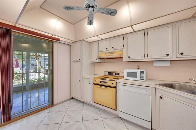 3 of 35 - 860 Se 6th Ave 304, Deerfield Beach, FL