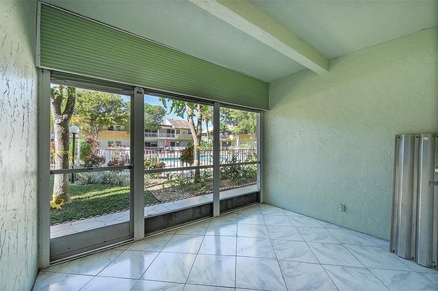 5 of 35 - 860 Se 6th Ave 304, Deerfield Beach, FL