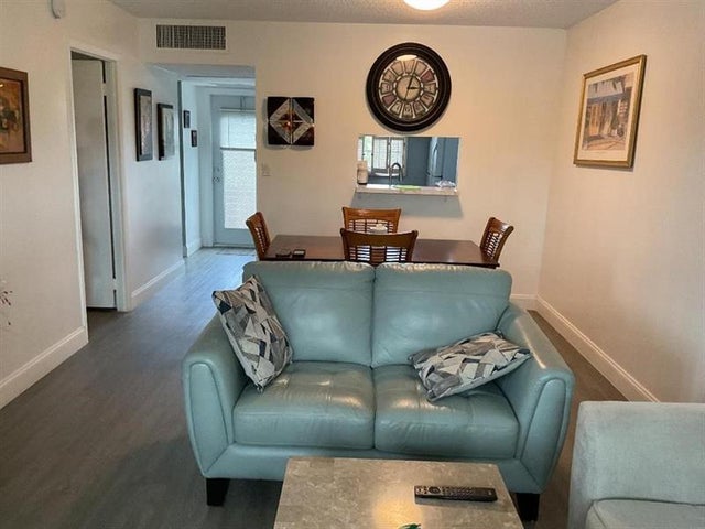2 of 19 - 5003 Nw 35th St 505, Lauderdale Lakes, FL