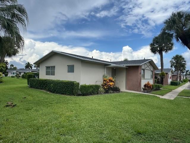 2 of 3 - 2590 Barkley Dr J, West Palm Beach, FL