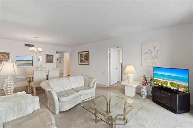 5 of 38 - 900 Colony Point Cir 511, Pembroke Pines, FL