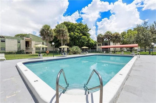 1 of 5 - 4276 Nw 89th Ave 102, Coral Springs, FL