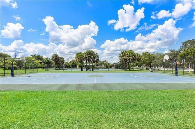 4 of 5 - 4276 Nw 89th Ave 102, Coral Springs, FL