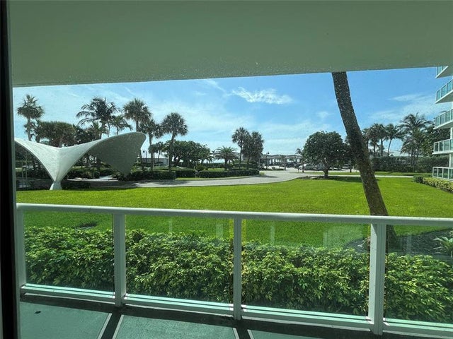 2 of 48 - 333 Ne 21st Ave 206, Deerfield Beach, FL