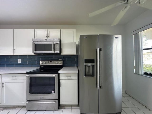 4 of 50 - 7673 Tahiti Ln 105, Lake Worth, FL