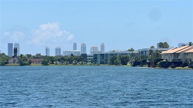1 of 35 - 443 Ne 195th St 242, Miami, FL