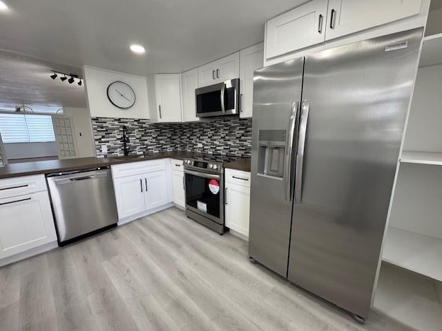 4 of 35 - 443 Ne 195th St 242, Miami, FL