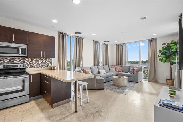 4 of 28 - 120 Se 19th Ave 404, Deerfield Beach, FL