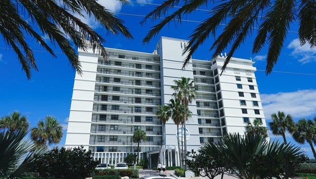 1 of 8 - 840 Ocean Dr 1005, Juno Beach, FL
