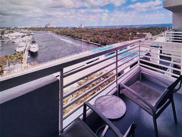 1 of 18 - 2670 E Sunrise Blvd 430, Fort Lauderdale, FL