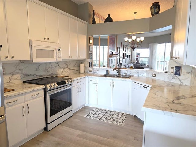 2 of 24 - 7593 Granville Dr 411, Fort Lauderdale, FL