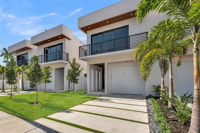 3 of 51 - 920 Ne 17th Ave, Fort Lauderdale, FL