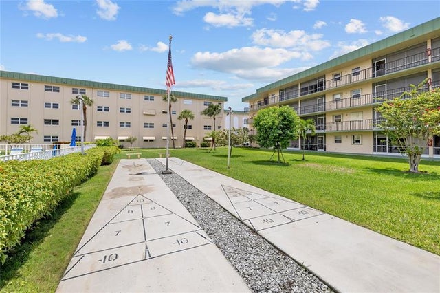 5 of 43 - 808 Se 7th St 105-b, Deerfield Beach, FL