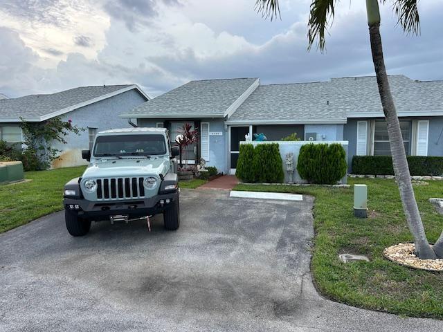 1 of 19 - 4355 Lucerne Villas Ln, Lake Worth, FL