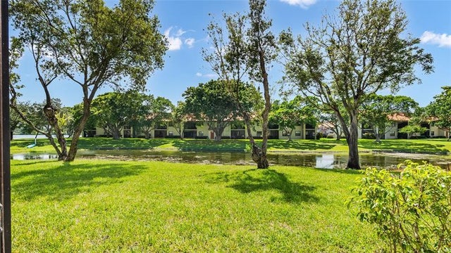 2 of 69 - 409 Republic Ct 409, Deerfield Beach, FL