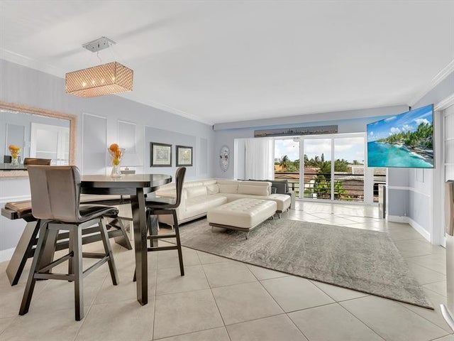 2 of 35 - 3050 Ne 47th Ct 204, Fort Lauderdale, FL