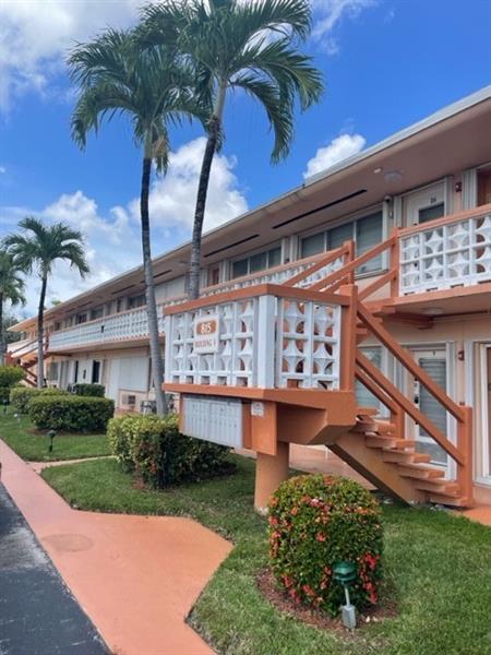 1 of 12 - 815 Sw 10th Ter 21v, Hallandale, FL