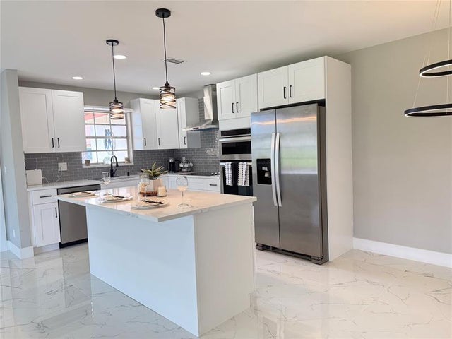 4935 Nw 2nd St D, Delray Beach