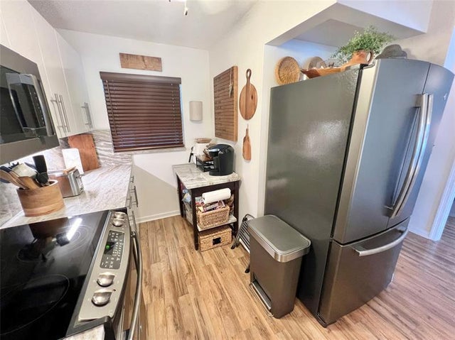 4 of 43 - 9235 Lagoon Pl 204, Davie, FL