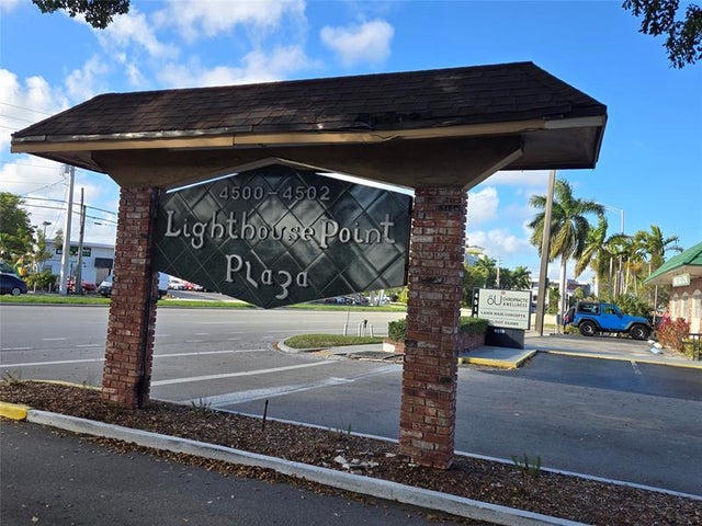 3 of 34 - 4500 N Federal Hwy 303, Lighthouse Point, FL