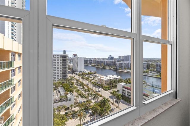 4 of 41 - 2501 S Ocean Dr Ph 33, Hollywood, FL