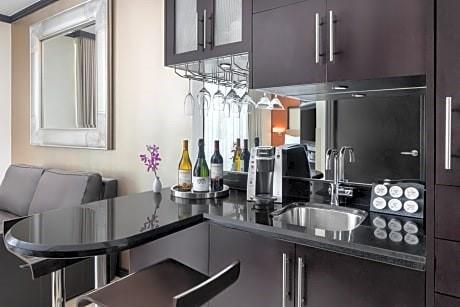 5 of 26 - 1437 Collins Ave 321, Miami Beach, FL