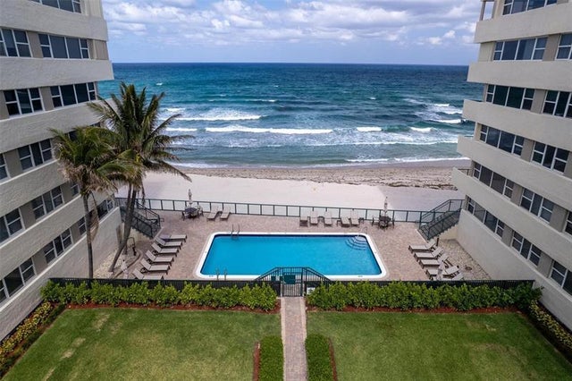 1239 Hillsboro Mile 203, Hillsboro Beach