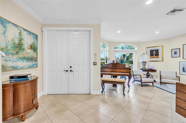 3 of 47 - 913 Ne 17th Way *, Fort Lauderdale, FL