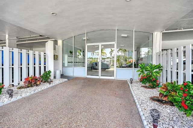3 of 23 - 1720 Jefferson St 514, Hollywood, FL