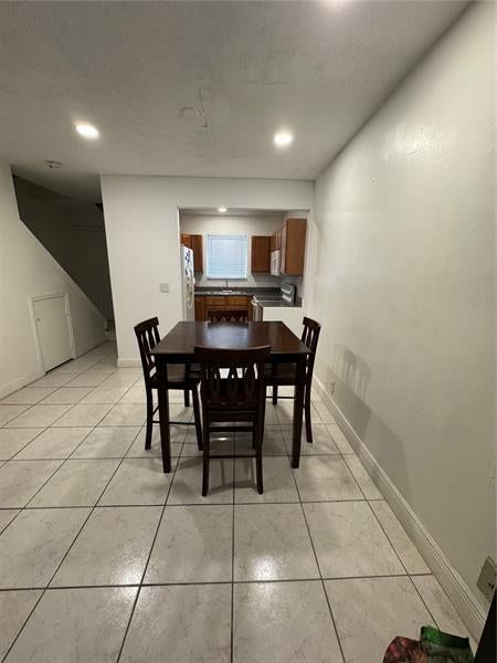 5 of 5 - 2452 Taylor St 204, Hollywood, FL