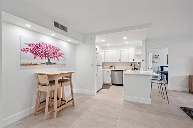 5 of 37 - 706 Se 2nd Avenue 335, Deerfield Beach, FL
