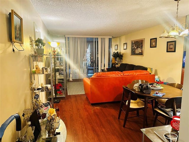 1 of 13 - 3070 Nw 48th Ter 307, Lauderdale Lakes, FL