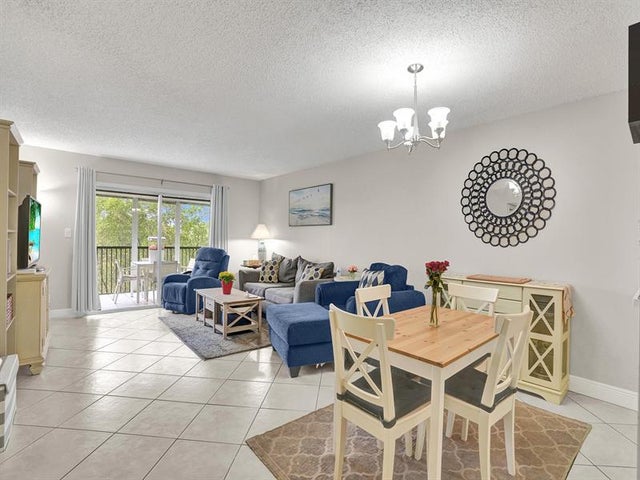 4 of 47 - 2208 S Cypress Bend Dr 401, Pompano Beach, FL