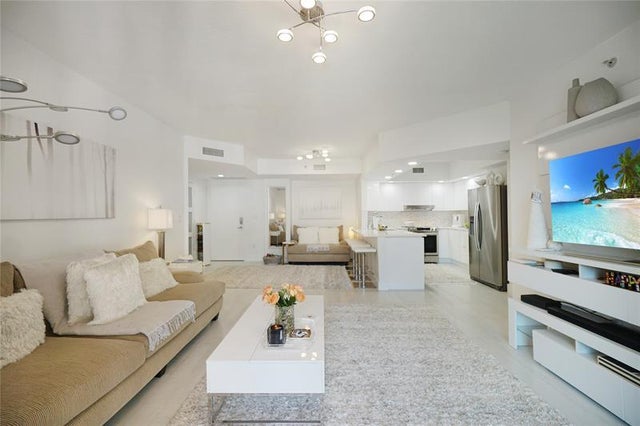 1 of 46 - 110 N Federal Hwy 1207, Fort Lauderdale, FL