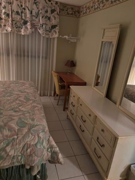 5 of 8 - 5300 Washington B130, Hollywood, FL
