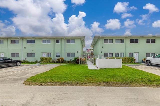 2 of 38 - 2100 Ne 38th St 216, Lighthouse Point, FL