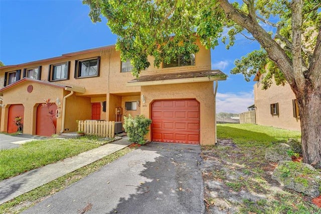 2 of 15 - 2892 Nw 80th Ave 2892, Sunrise, FL