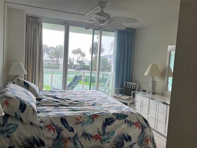 4 of 41 - 333 Ne 21st Ave 318, Deerfield Beach, FL